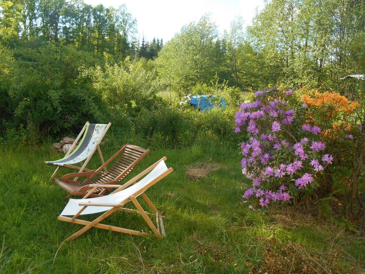Au Val Des Meuris Bed & Breakfast Taintrux Exterior photo